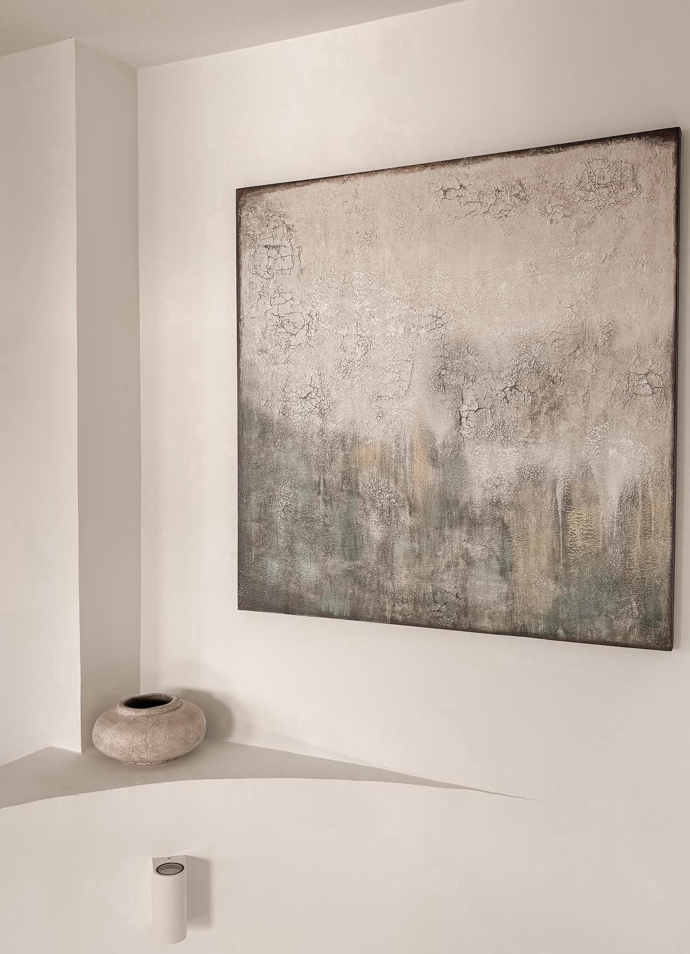 Salón luminoso y minimalista del proyecto Casa en Calma